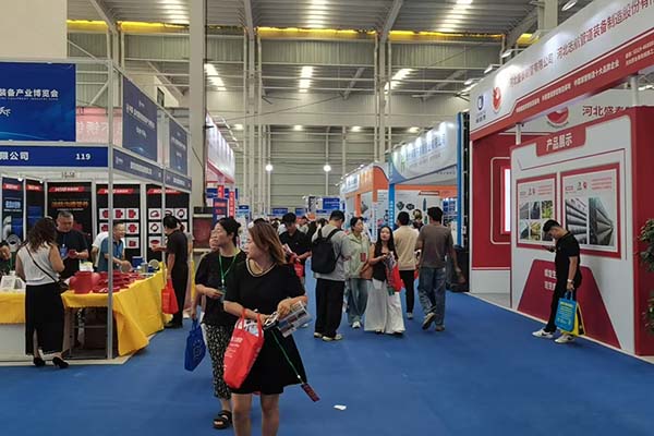 展會(huì)現(xiàn)場(chǎng)